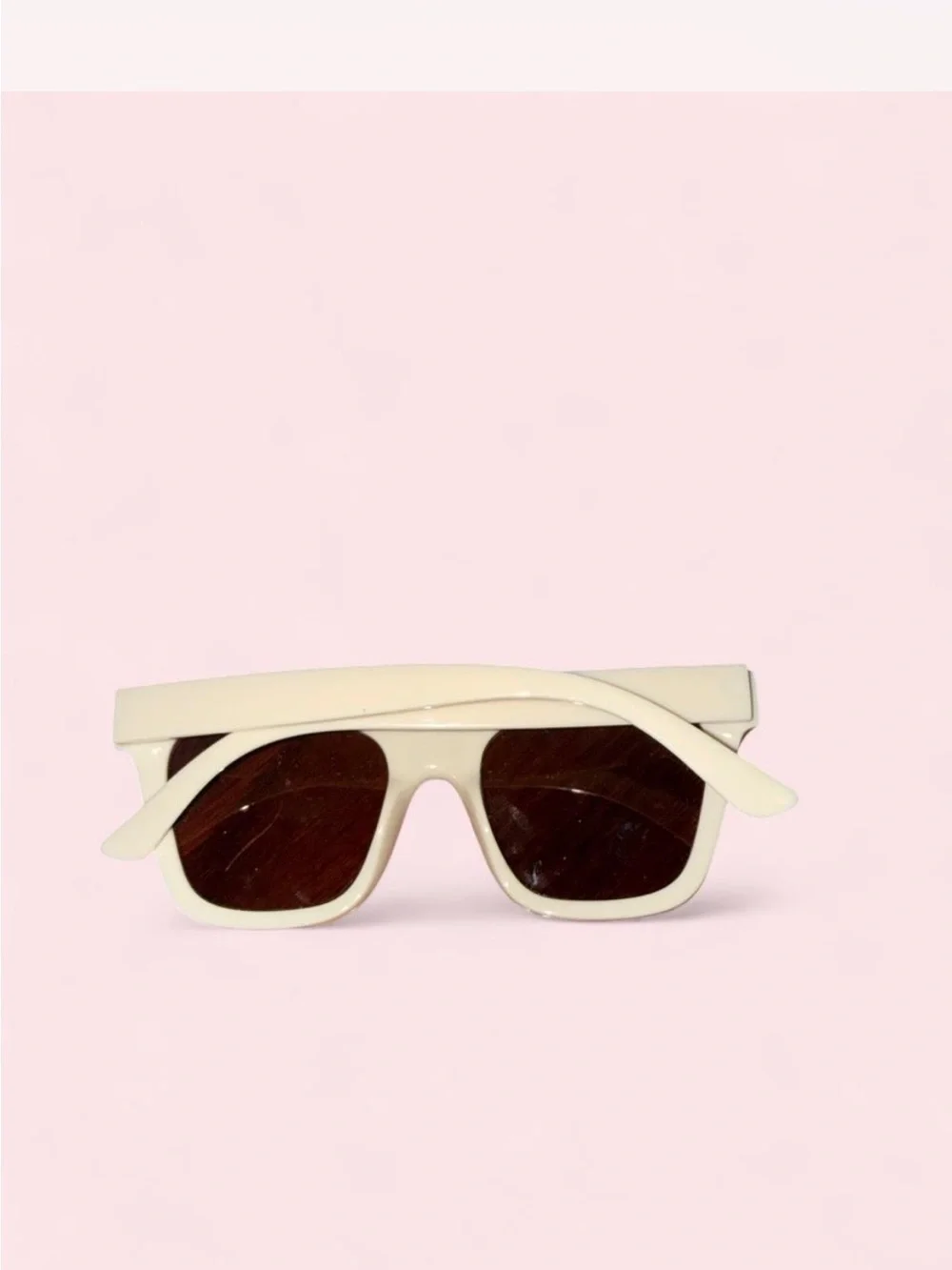 Women’s Cream Cat-Eye Sunglasses with Dark Lenses - Chic Sunwear